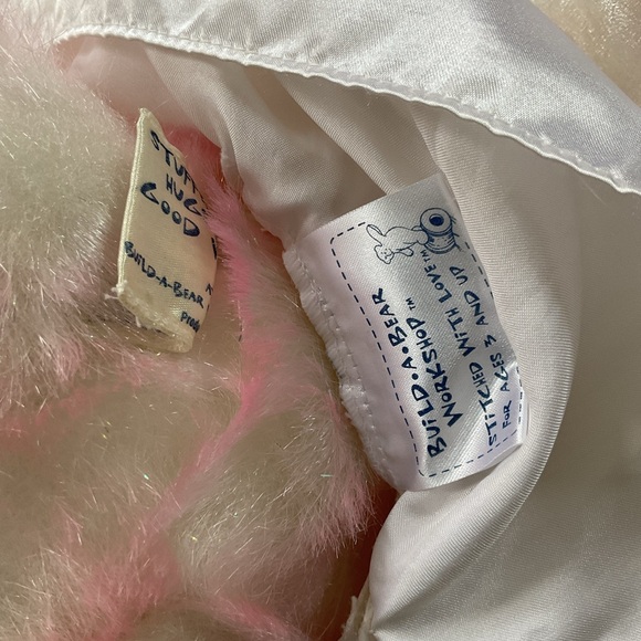 Build-A-Bear Cream & Pink Bride Bear with Gown and Veil Plush Toy - Picture 9 of 12